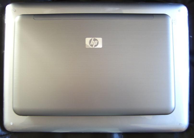 HP 2140 and 13" MacBook (in Speck shell)