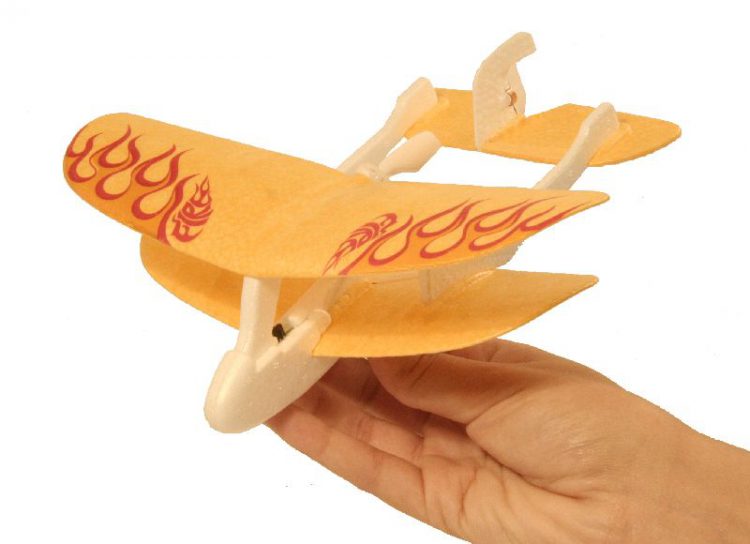 The Silverlit Palm-Z Mini RC Indoor Airplane Review