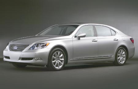 Lexus LS 600h L – Luxury hybrid or hybrid luxury?