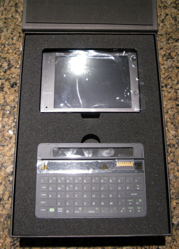 Unboxing the HTC Advantage 7510