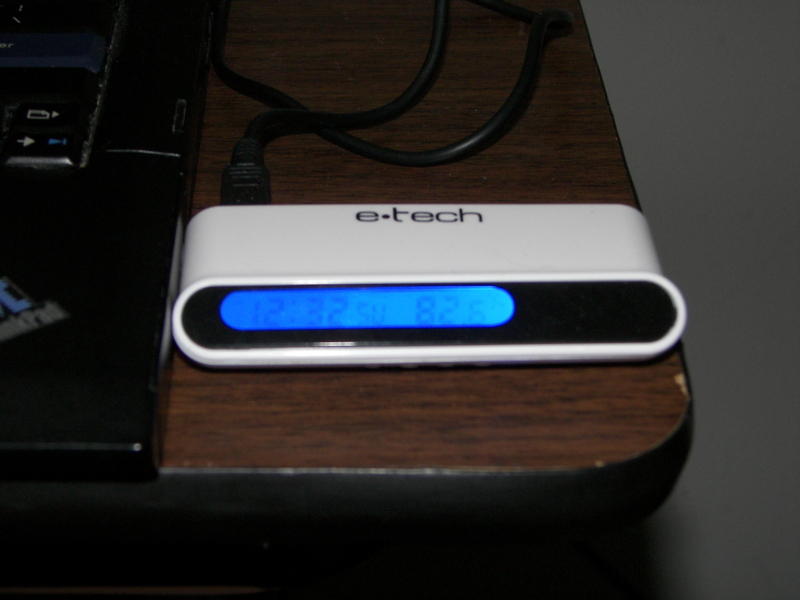 Review: USB 4-Port Hub with Thermometer and Clock