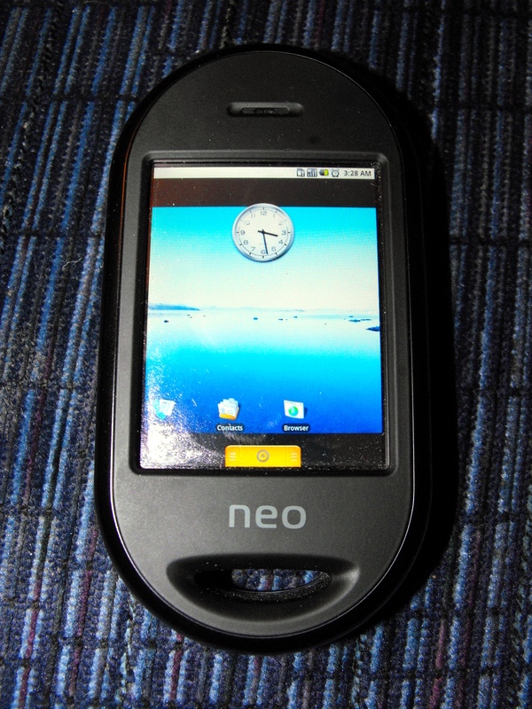 Openmoko Neo Freerunner from SDG Systems Review