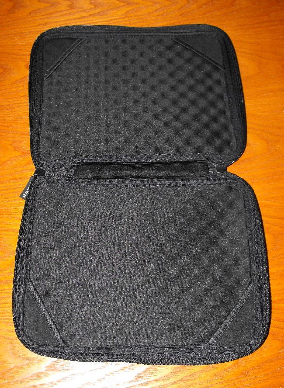 Uniea Omniverse Universal and Omniverse Hard Drive Case Review