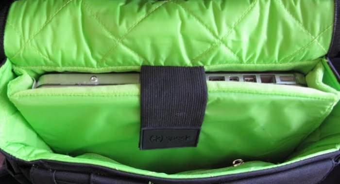 Speck PortPack Shoulder Bag - Notebook Accessory Review 10 Speck PortPack Shoulder Bag - Notebook Accessory Review