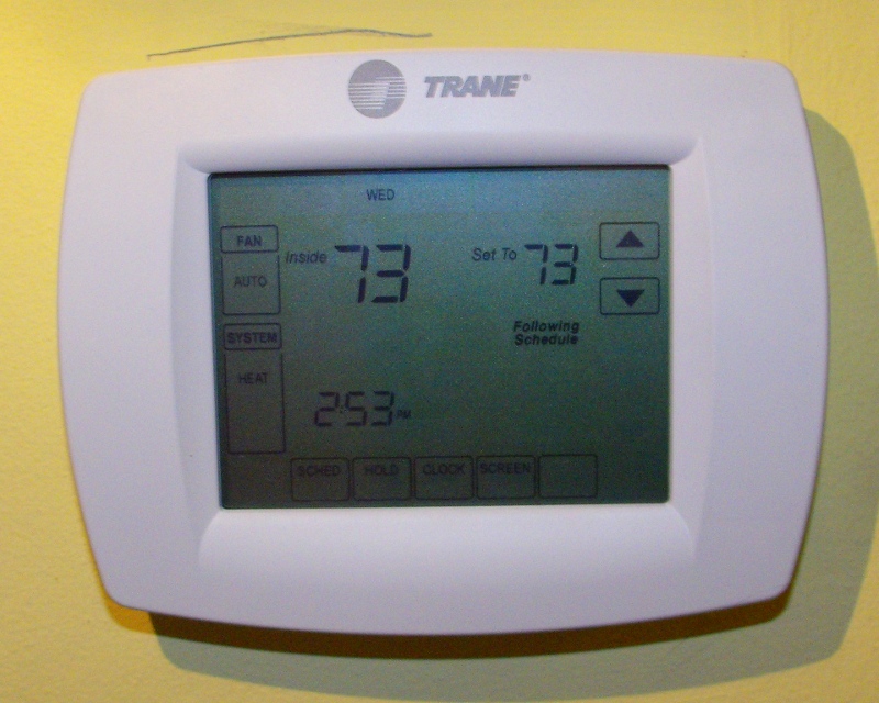 Review: Trane XL800 Programmable Thermostat & a Giveaway