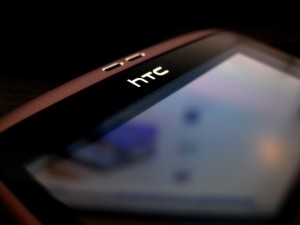 HTC Desire with HTC Sense and Android 2.1 Review