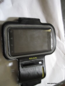 Belkin Dualfit Armband As a Droid Case