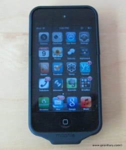 iPod touch Accessory Review: mophie juice pack air for iPod touch 4th Generation