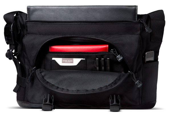 Laptop Bag Review: the Acme Made Clyde St. Messenger