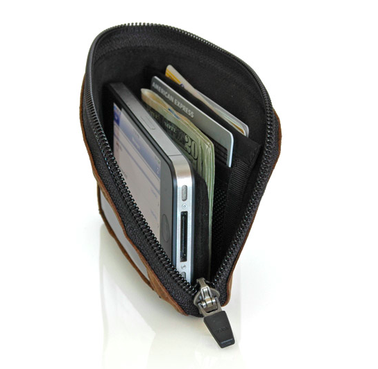 Waterfield Wants You to Carry Your iPhone 4S in Style