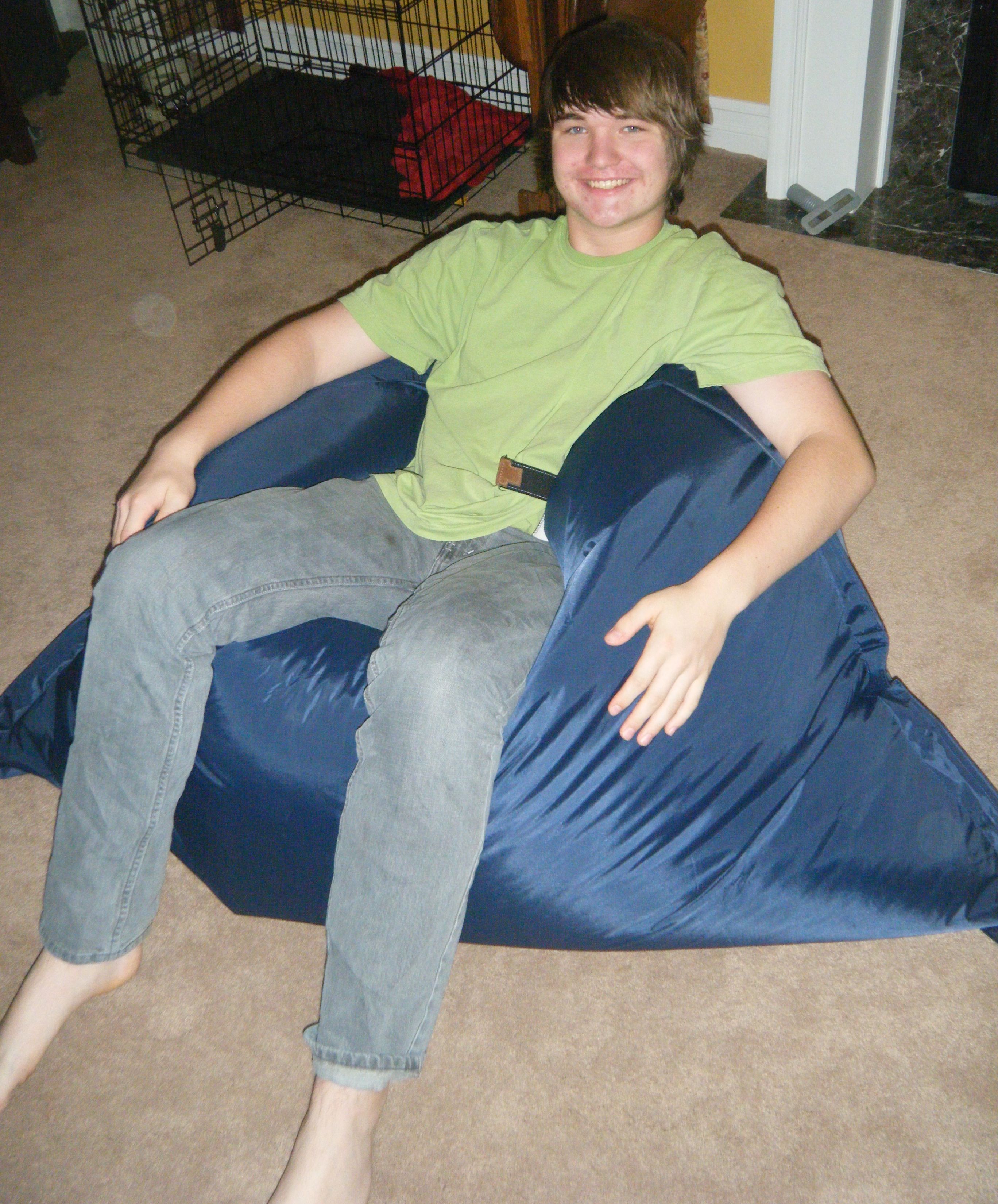 Ultra-Comfy Chair Review: Sumo Lounge Omni Beanbag Chair