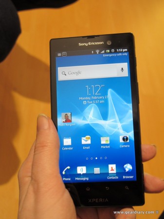 geardiary-sony-xperia-ion-and-xperia-p-mobile-phones-1