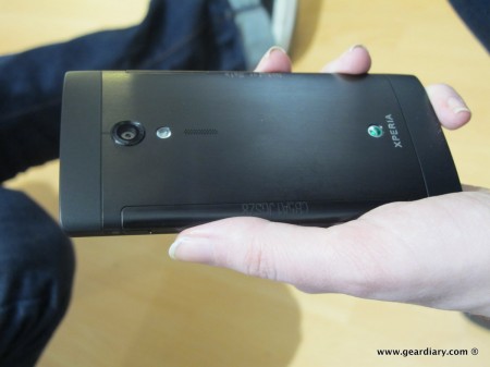 geardiary-sony-xperia-ion-and-xperia-p-mobile-phones-3