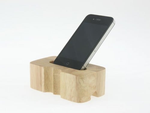 USBFever_wooden_dock_stand_iphone