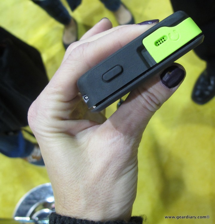 14-geardiary-otterbox-armor-cases-ces-019