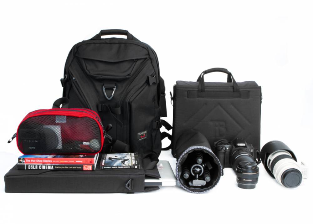 Tom Bihn Brain Bag with Camera I-O and Accessories Review