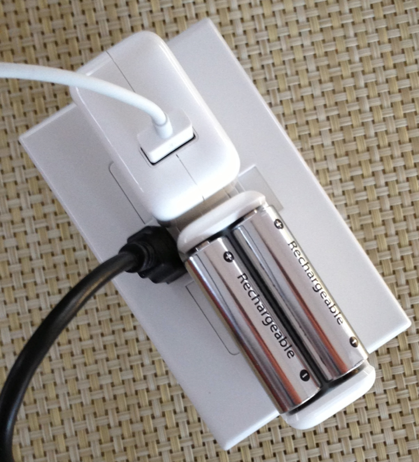 Newer Technology Power2U AC/USB Wall Outlet