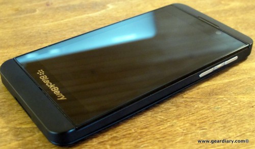 12-geardiary-blackberry-z10-smartphone-011