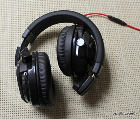 JVC HA-MR77X DJ-style Over-the-Ear Headphones