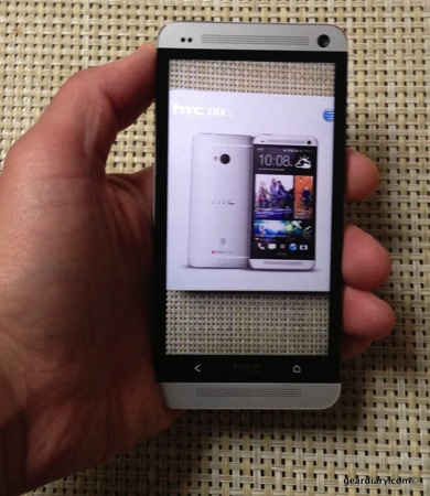 HTC ONE: A Review from Two Continents