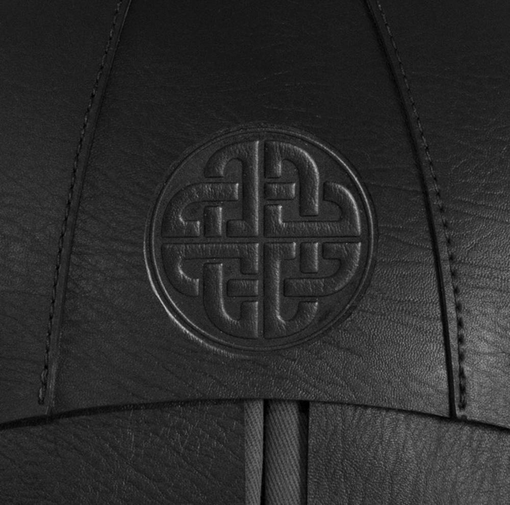 Oberon Design Laptop Messenger Bag 13" Review - One Leather and Canvas Bag to Rule Them All 5 Oberon Laptop Messenger Bag
