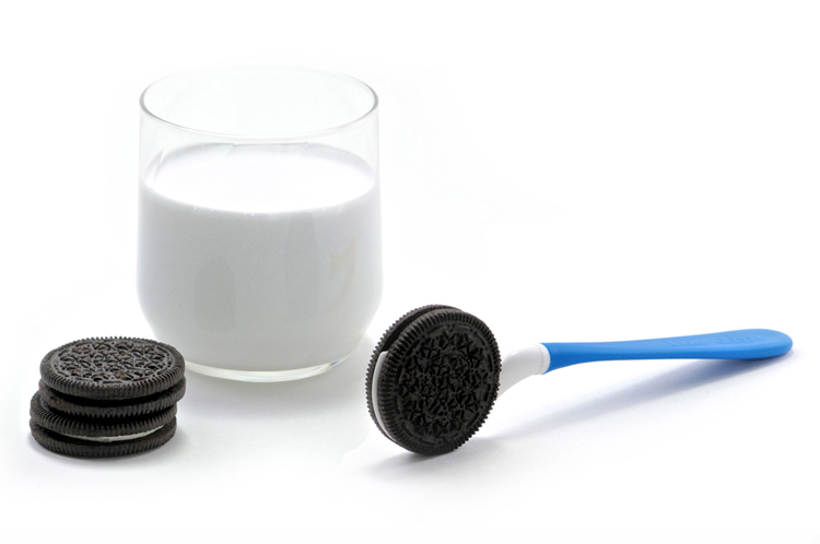 Start Dipping Your Cookies in Milk the Civilized Way with the Dipr