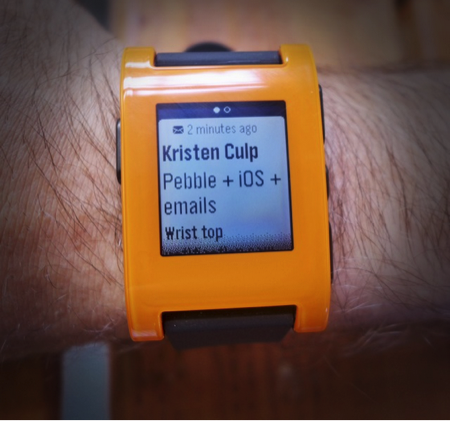 Pebble Adds Email Notifications For iOS Devices