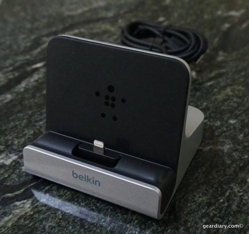 Belkin Express Dock Always Offers Your iPad a Perfect Fit