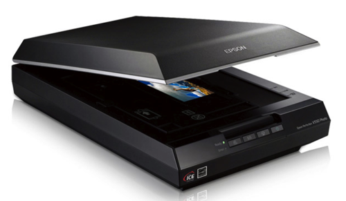 Bring Your Pictures into the Digital Age with the Epson Perfection V550 Photo Scanner