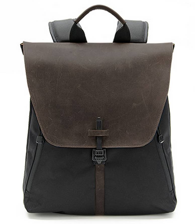 Waterfield Staad Is the Best Looking and Most Functional Backpack Ever! 14 Waterfield Staad Is the Best Looking and Most Functional Backpack Ever!