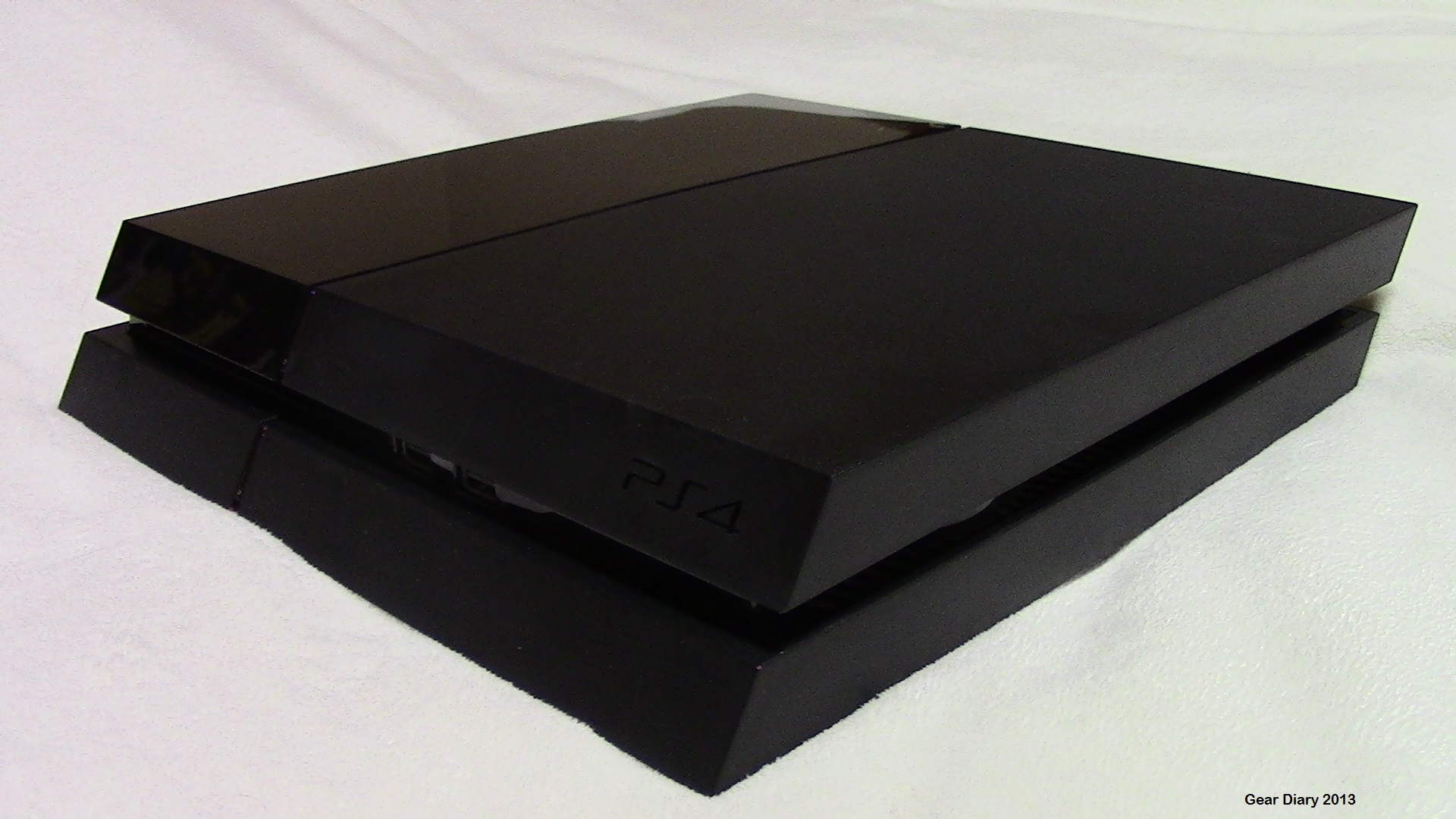 PlayStation 4 Game Console Review