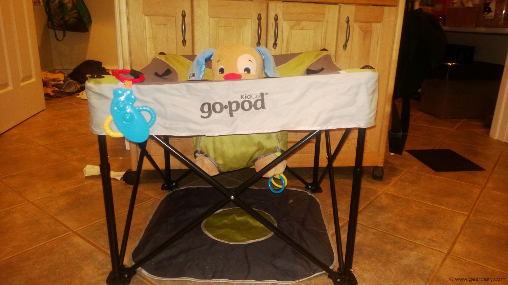 Kidco GoPod Review - a Portable Hangout for Infants that Grows with Your Child
