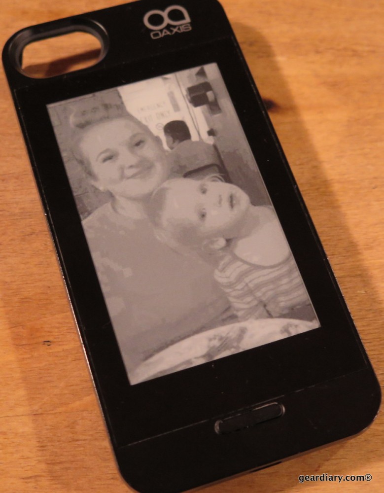 OAXIS InkCase i5 Review - Customize Your iPhone 5's Case Back with eInk Photos