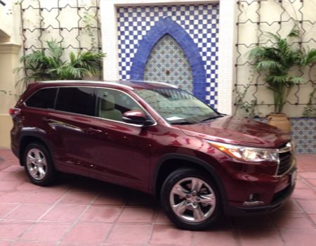 2014 Toyota Highlander/Images by Author