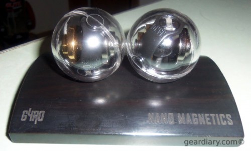 Nanodots Gyro Duo Magnetic Toys - Gyros