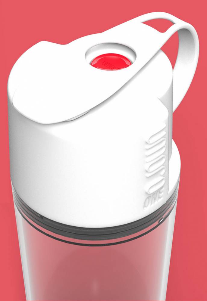 Umoro One Simplifies Supplement Mixing and Carrying