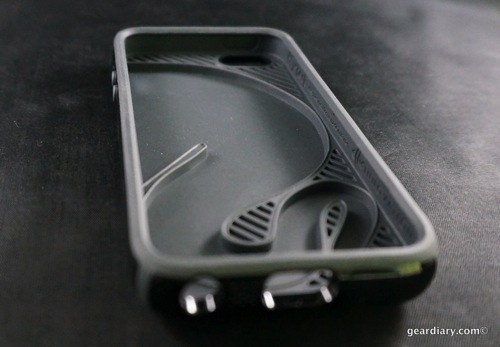 Speck CandyShell Amped for iPhone 5S