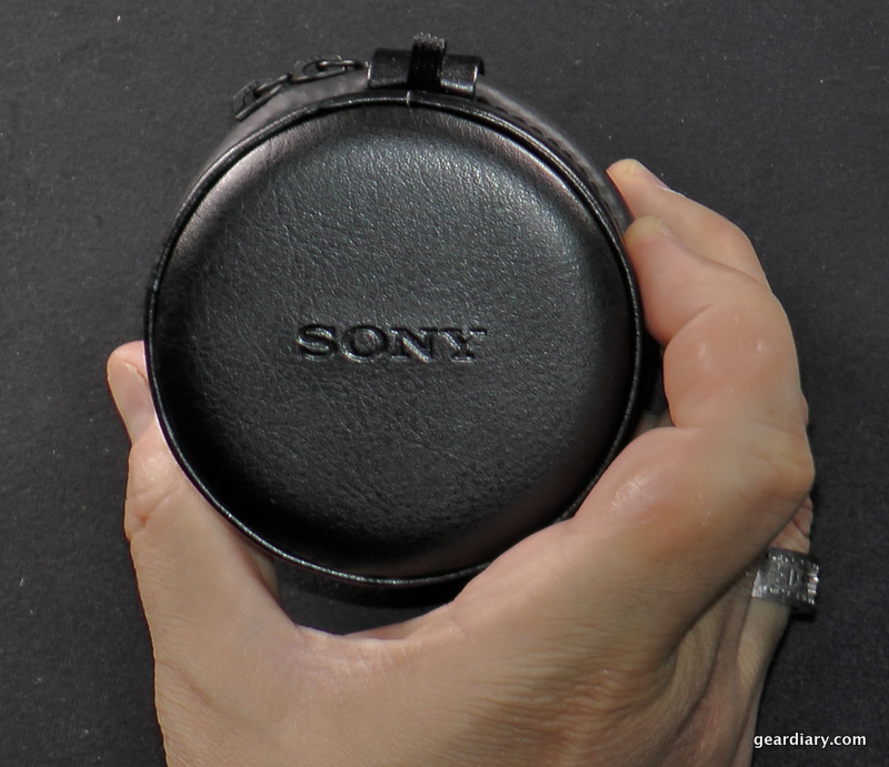 Sony Soft Case for the Sony QX10 LensCamera Video Look