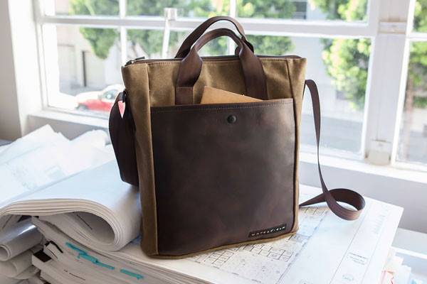 Waterfield VertiGo 2.0 Laptop Bag Is Stylish and Functional!