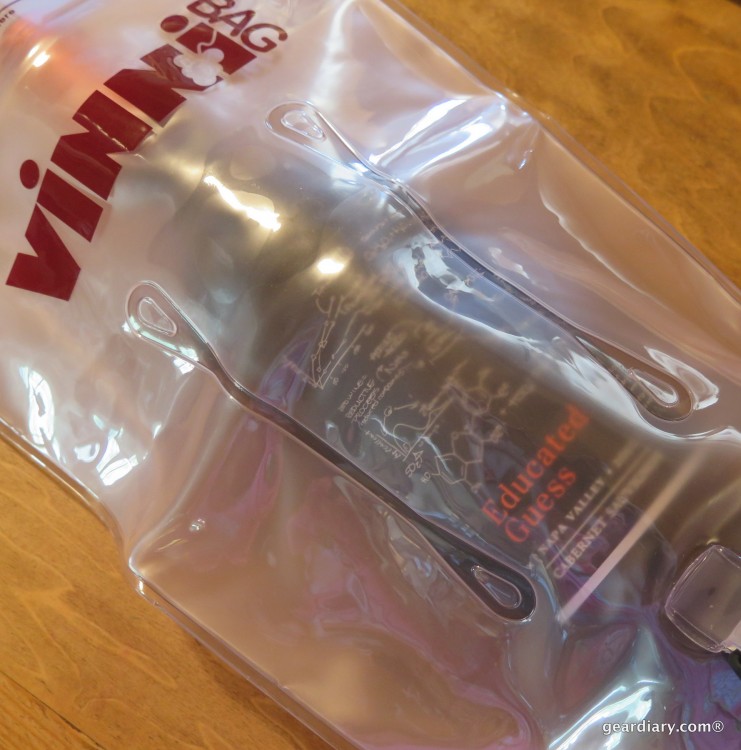 Gear Diary Reviews the VinniBag Inflatable Wine Travel Bag-009