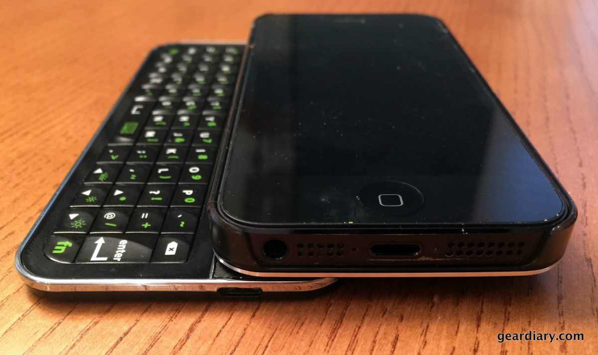 Magneti Bluetooth Keyboard for iPhone 5/5s is the Perfect Keyboard