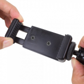 Satechi Smart Selfie Extension Arm Is a Selfie Machine