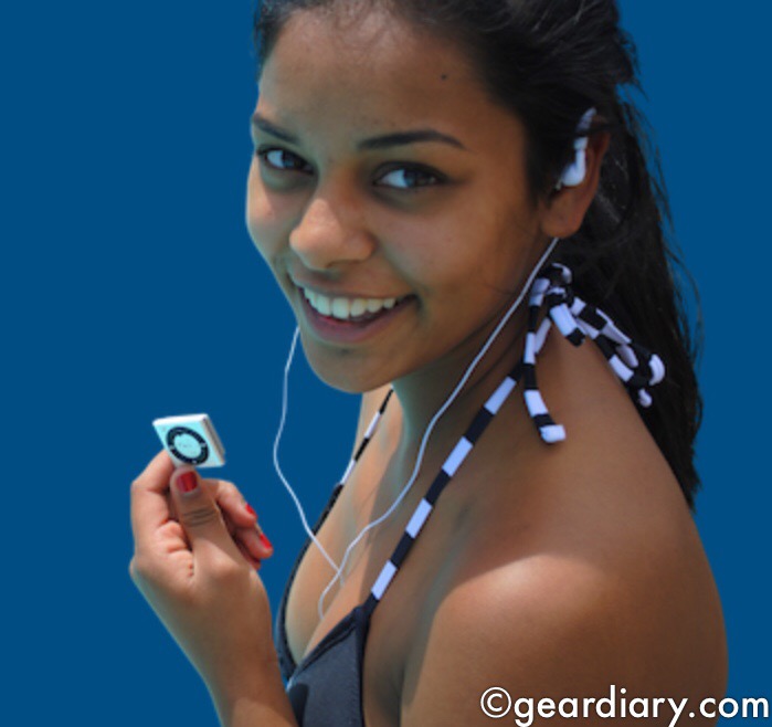 Underwater Audio iPod Bundle Lets Your Music Swim with the Fishes