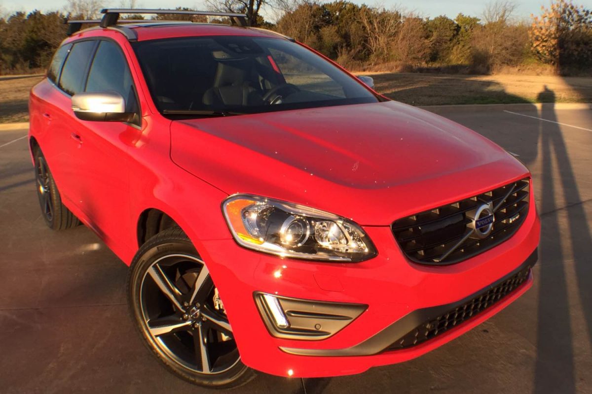 2015.5 Volvo S60 and XC60 Get All Tech'd Out