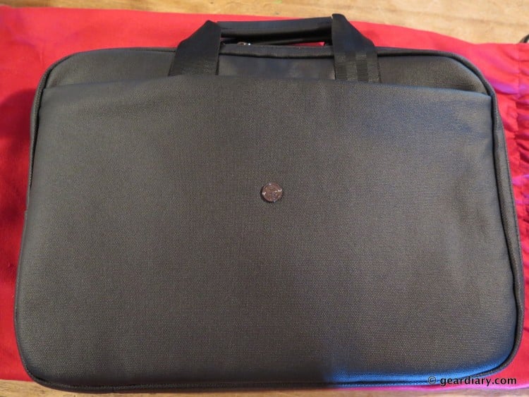 Gear Diary Reviews the Phorce Freedom Laptop Bag-005