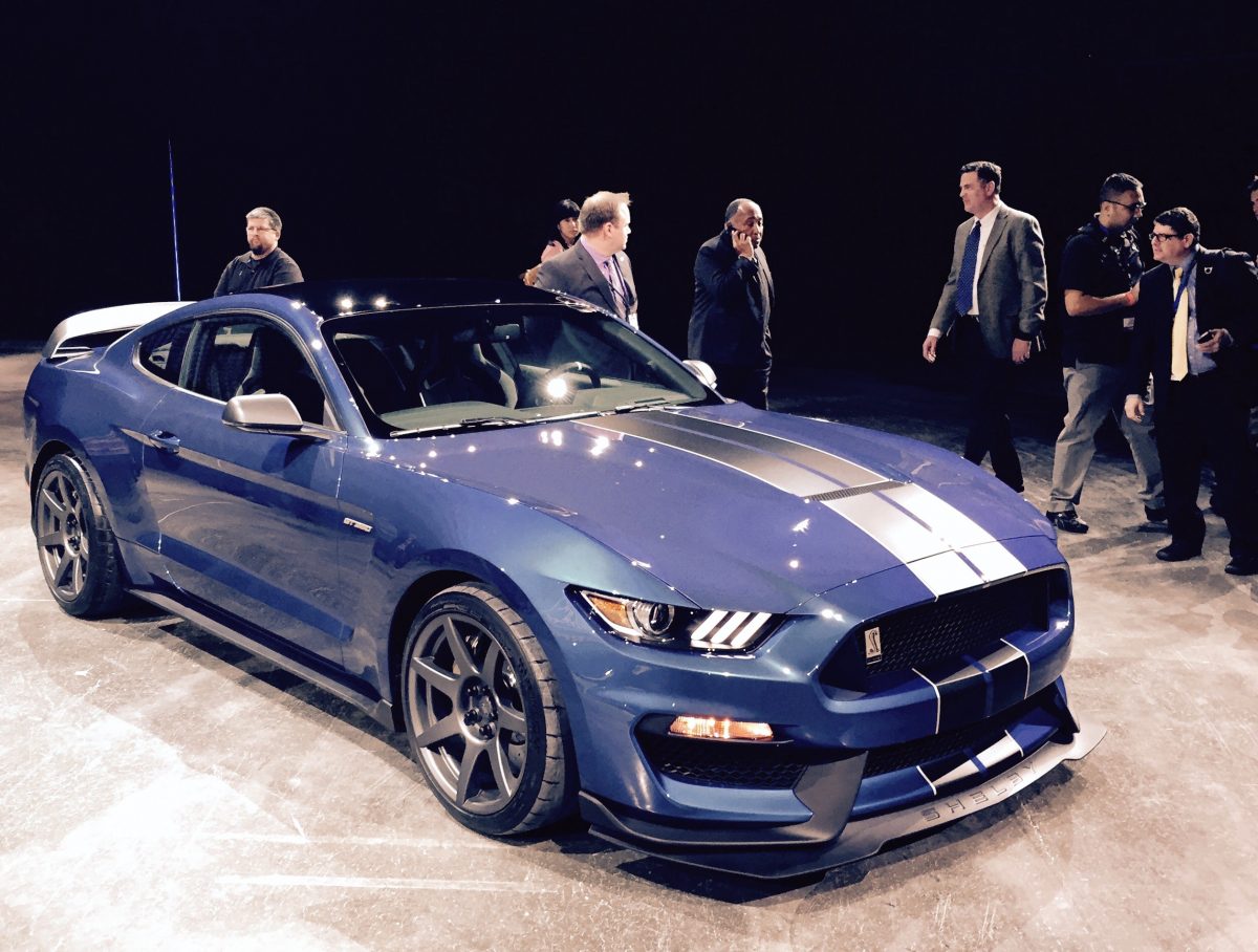 Ford Shelby GT350R Mustang Video from NAIAS