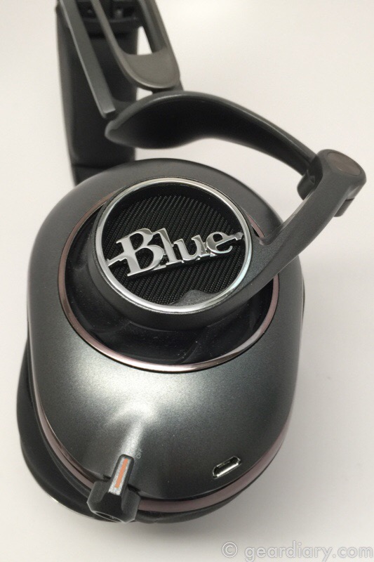 Blue Mo-Fi Headphones Look & Sound Like Nothing You've Experienced