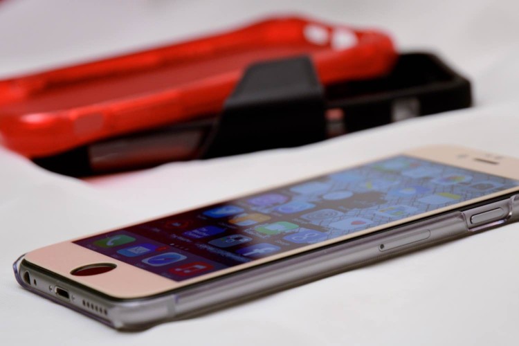 Ventev Toughglass Colorframe: Stylish Protection for your iPhone 6
