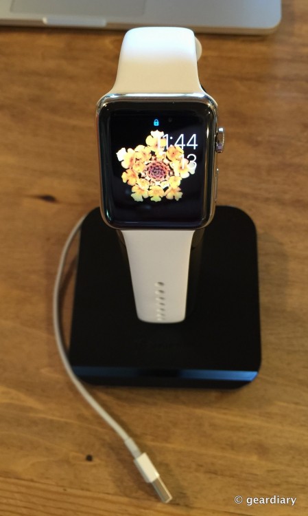 17-17-Gear Diary Review the Griffin WatchStand for Apple Watch.45