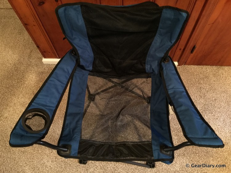 Traveling Breeze Fan-Cooled Camping Chair Is the Future in Outdoor Relaxation